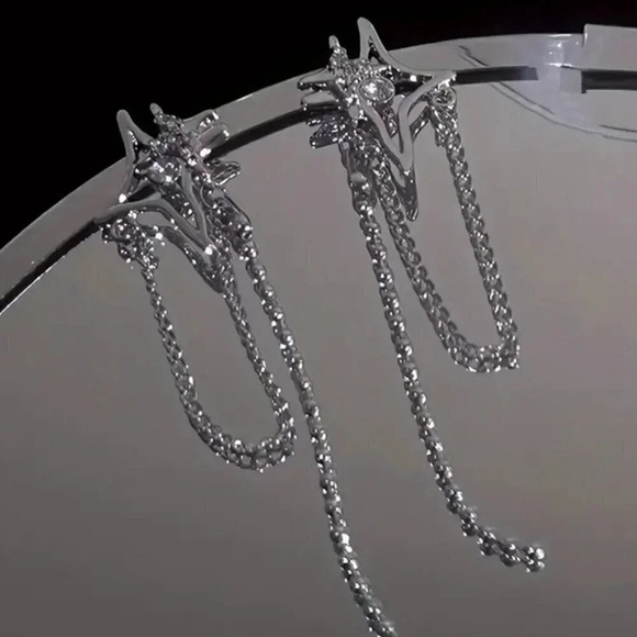 Women's Girls Star Tassle Dangle Silver Earrings - Picture 2 of 6